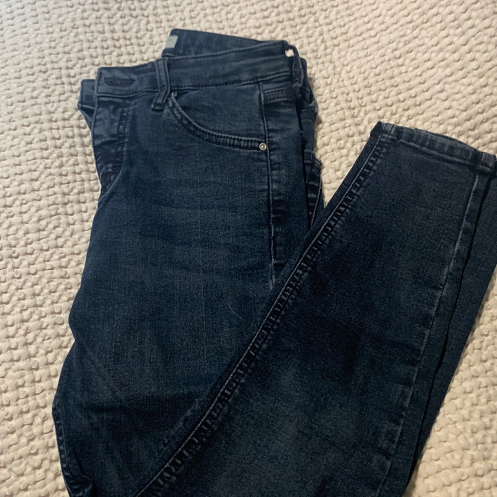LAST CHANCE!! TopShop Petite jeans
